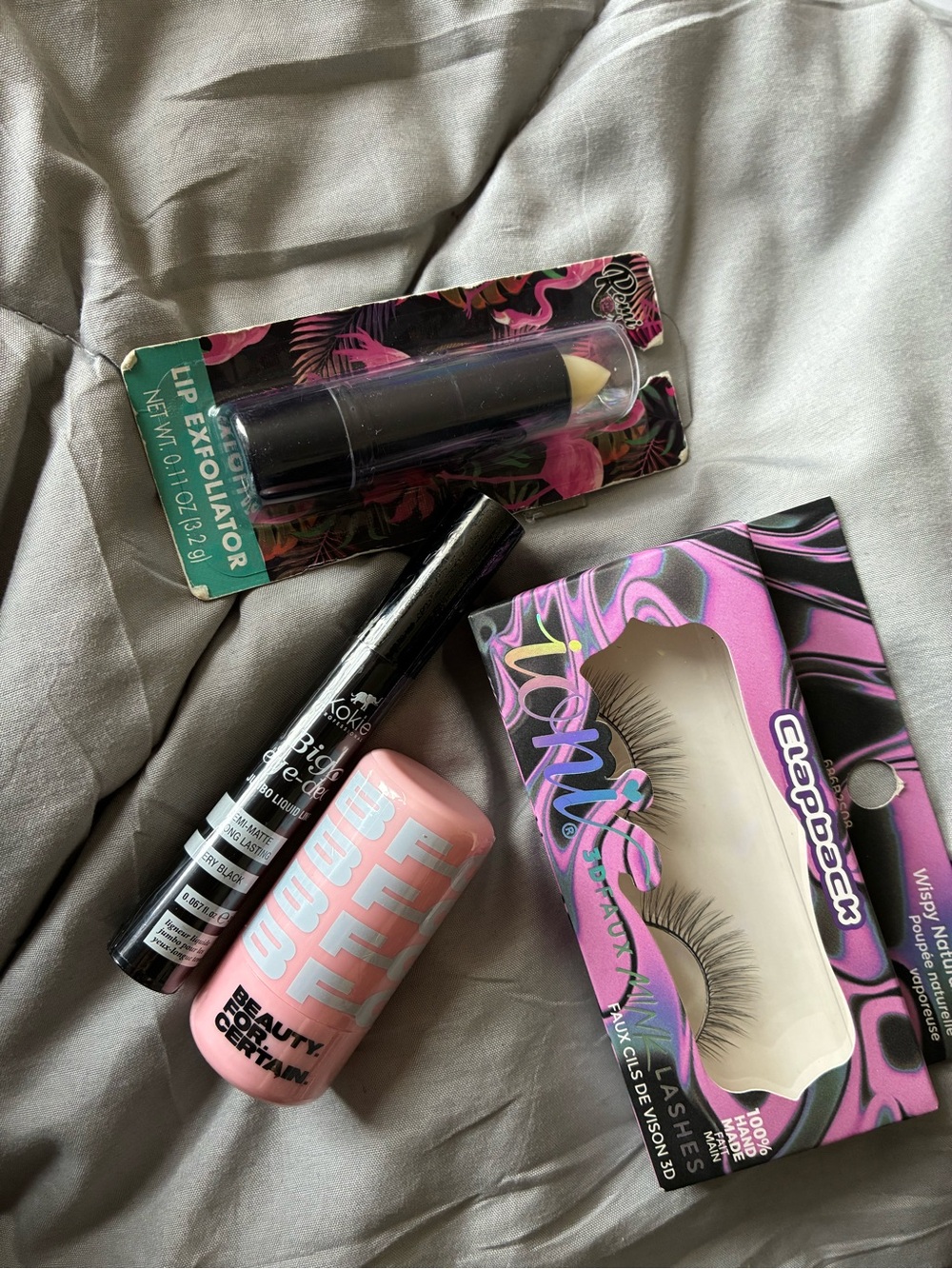 Makeup bundle